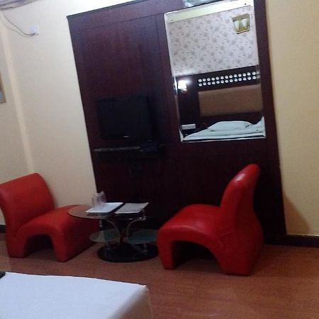 Solitaire Suites Bangalore Zimmer foto